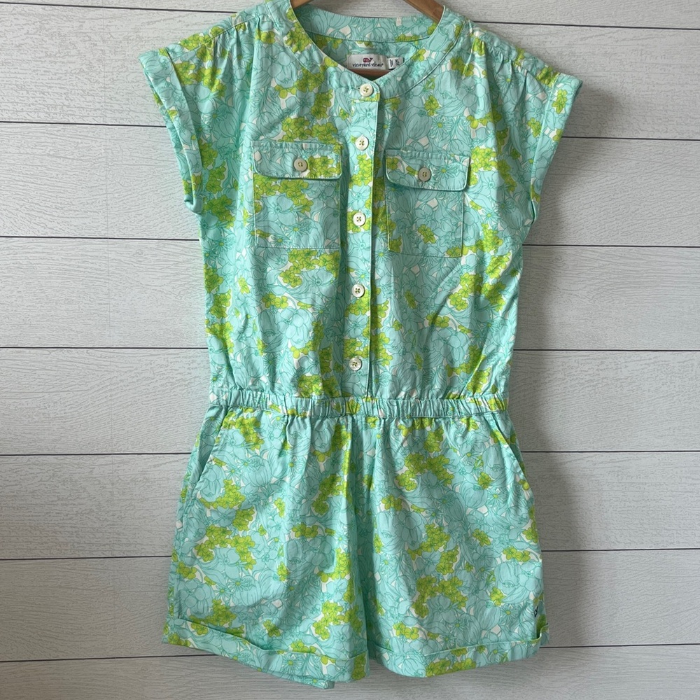 Vineyard Vines romper XL (16)